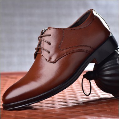 Executive Shoes With Pointed Toe For Men