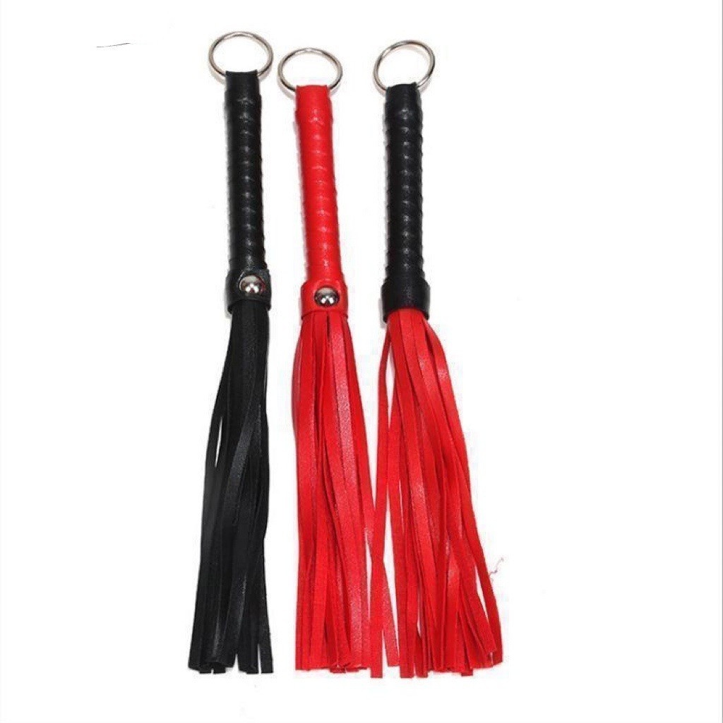 Sex Pleasuring Leather Whip - Image 7