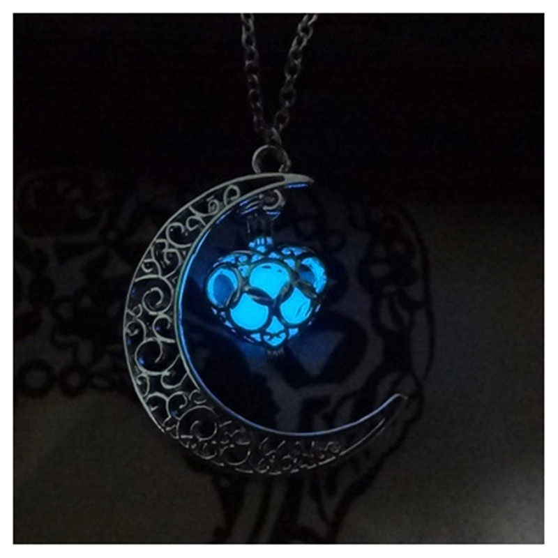 Silver Plated Glowing Pendant. - Image 3
