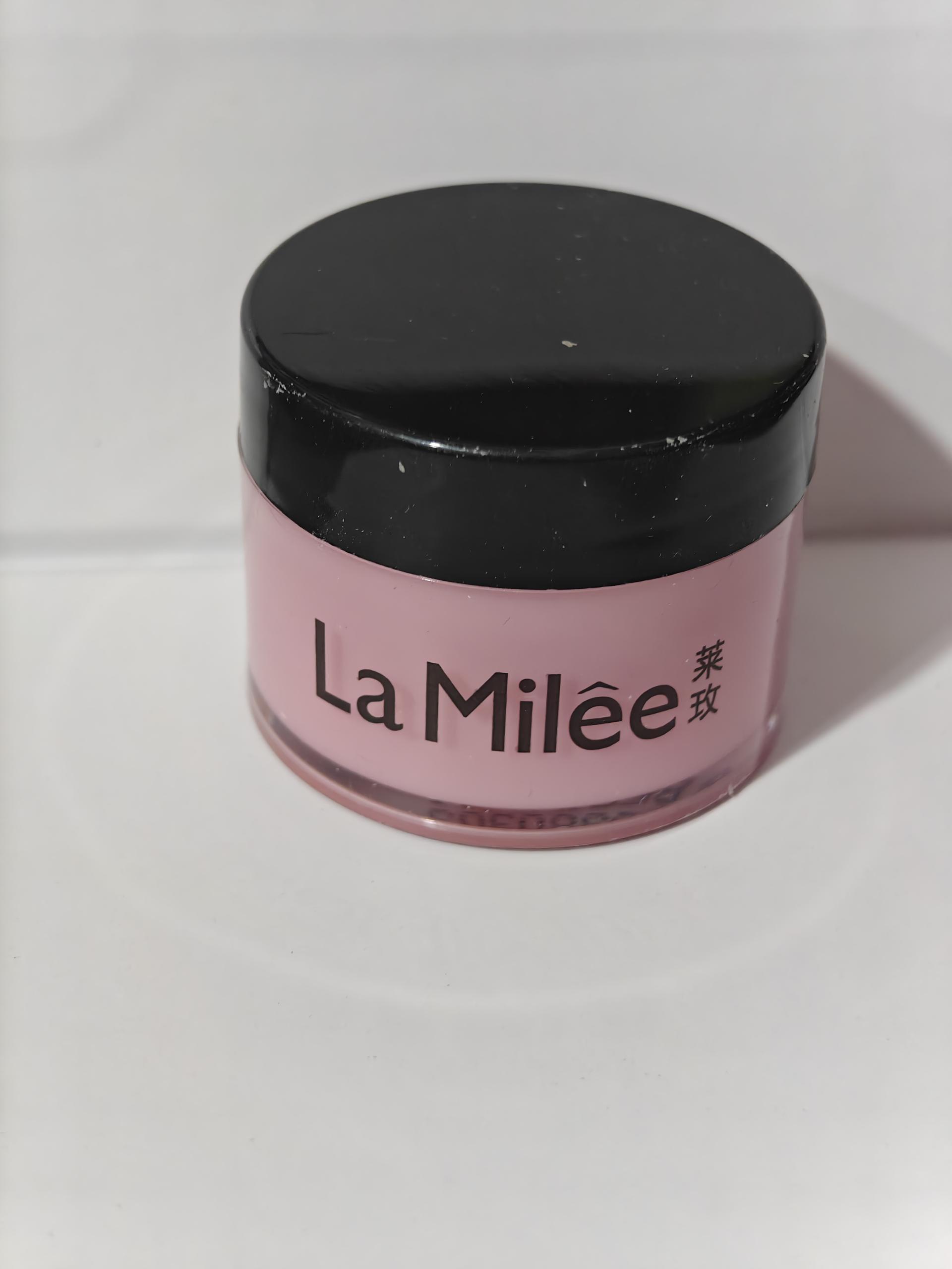 Lip Moisturizing Care Product - Image 4