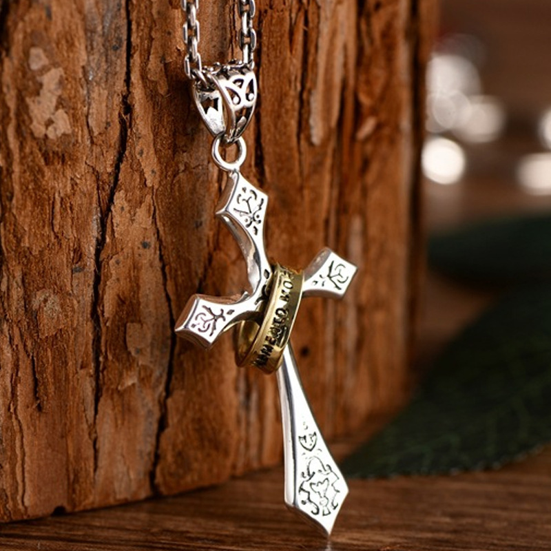 Men's Vintage Cross Necklace. - Image 4