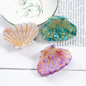 Beautiful Shell Hair Grip