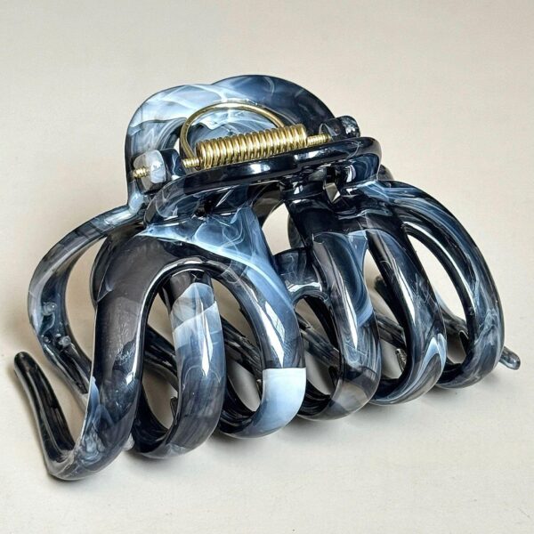 Fashionable Widened Shark Hair Clip For Women